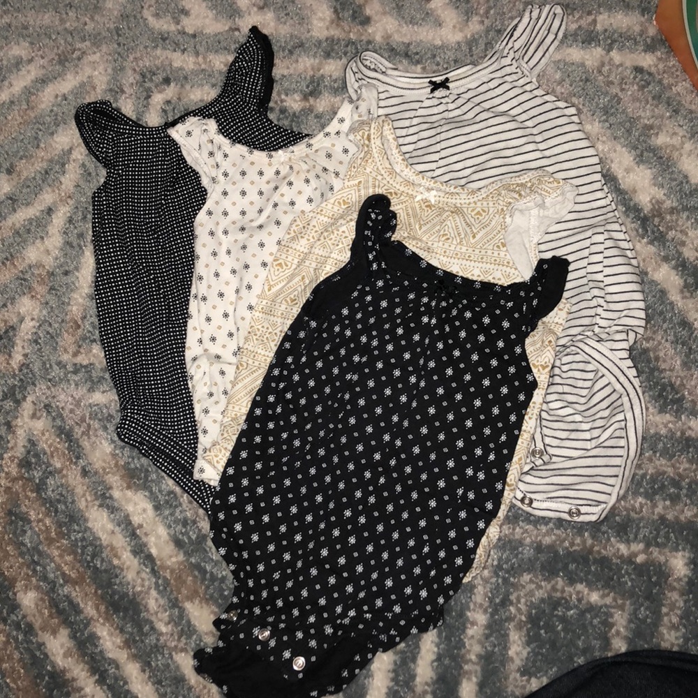 18 Month Carter’s Sleeveless Onesies 5 Pack